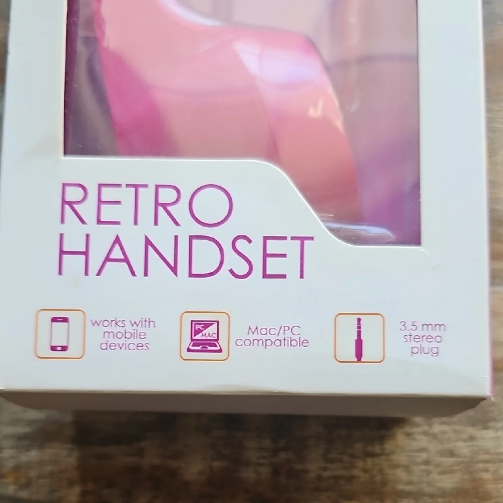Emerson Pink Retro Handset
